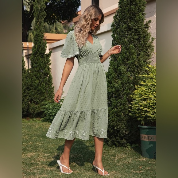 Simplee Women's Casual Floral Chiffon Midi Dress V Neck Empire Waist - Picture 2 of 9